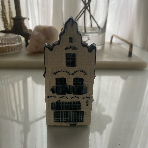 Ceramic Dutch Canal House Set - Picture 3 of 7